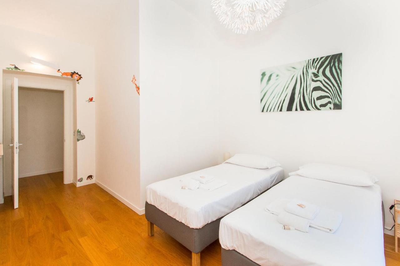 Porta Nuova & Parco Del Valentino Roomy Flat 都灵 外观 照片